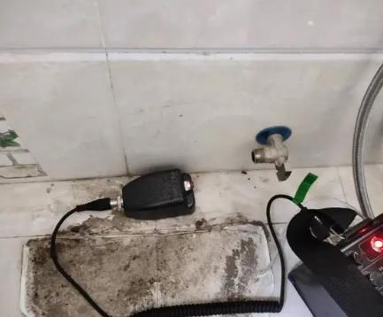 章丘屋顶漏水维修公司分享下卫生间漏水的危害及解决方法